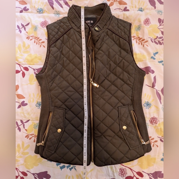 Active USA Dark olive vest - Picture 3 of 4